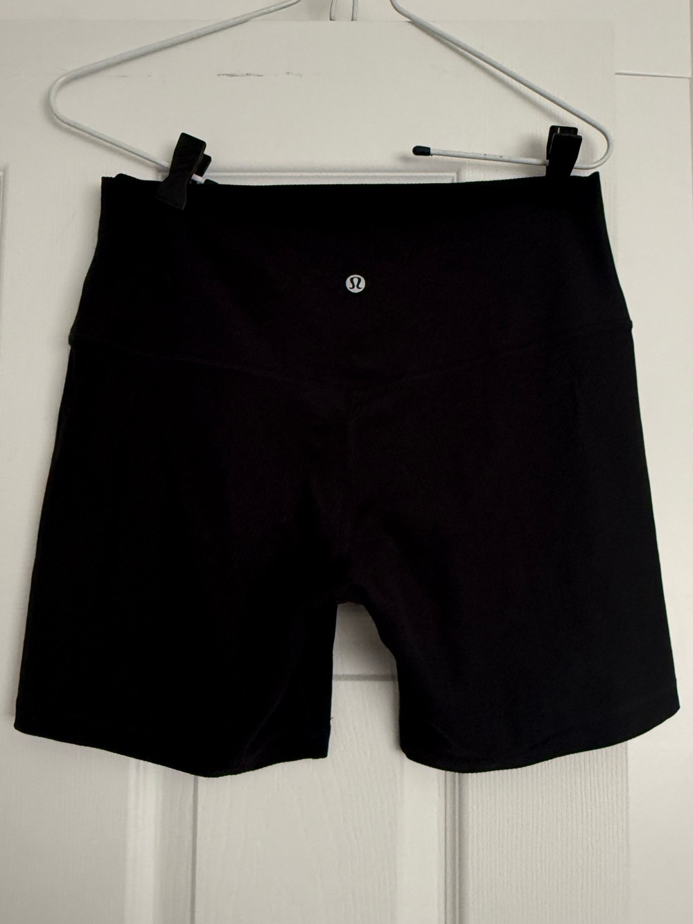 Lululemon 6” Ribbed Align Short - Picture 3 of 5